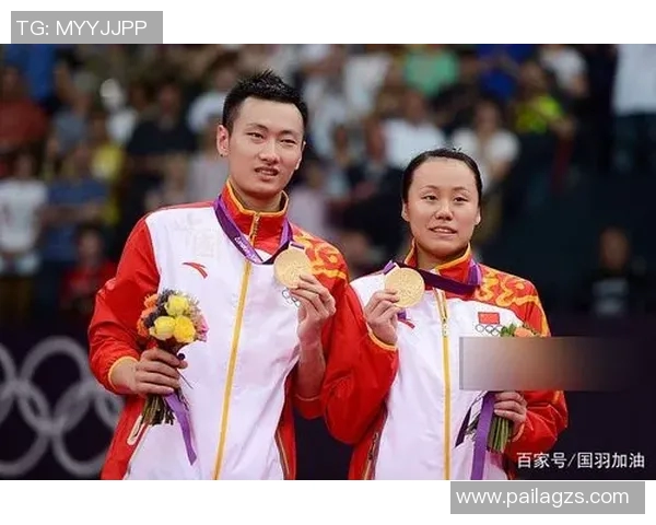 赛后复盘成都羽毛球队与深圳羽毛球队状态分析与表现总结 赛后复盘成都羽毛球队与深圳羽毛球队状态分析与表现总结